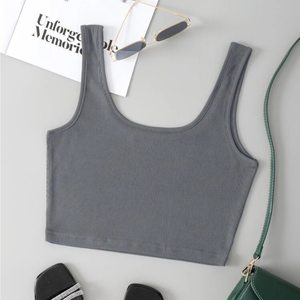 Dark Gray Solid Cropped Tank Top